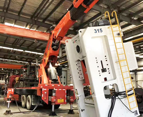 罗源县提升工作效率，选择优质折臂吊租赁服务